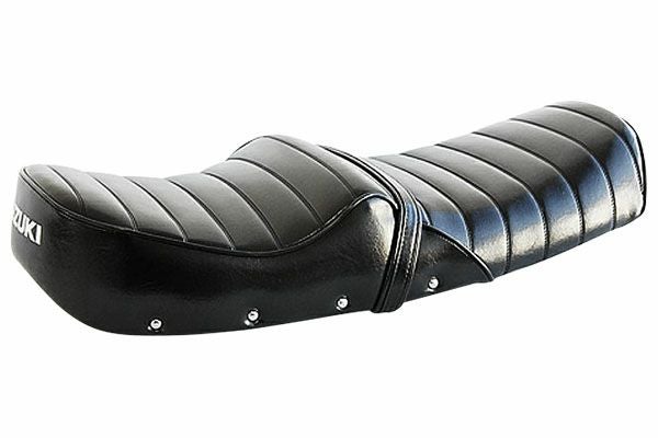 【t@】gt380用シート アイボリー 川口シート | 埼玉県のお客様分 GT380 FRP製シート本体含むフル