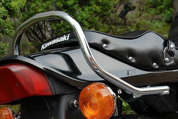 ゼファー400/χ用Z2タイプメッキタンデムバー